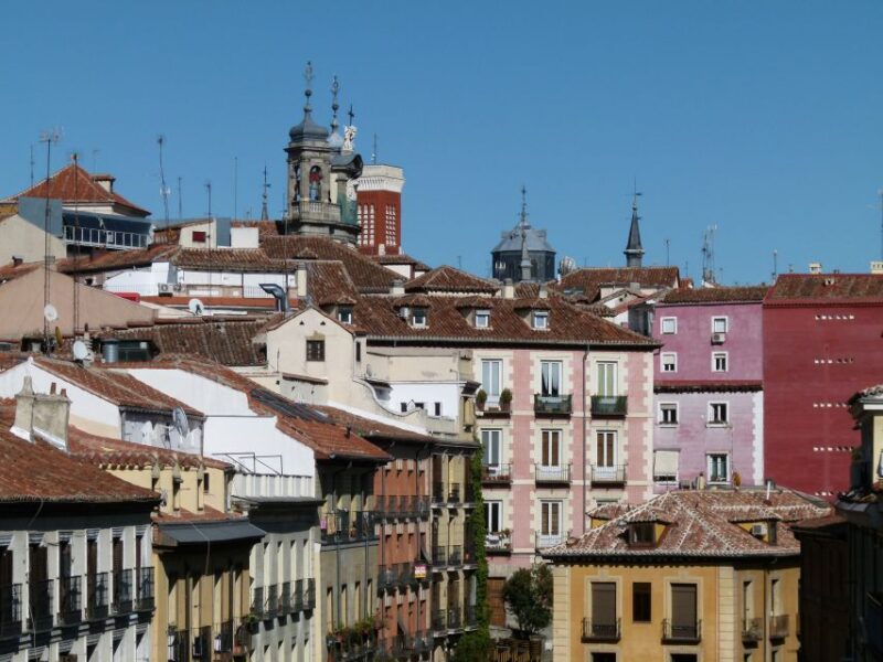 Madrid Historical in French (petit comité & private) - Frequently Asked Questions