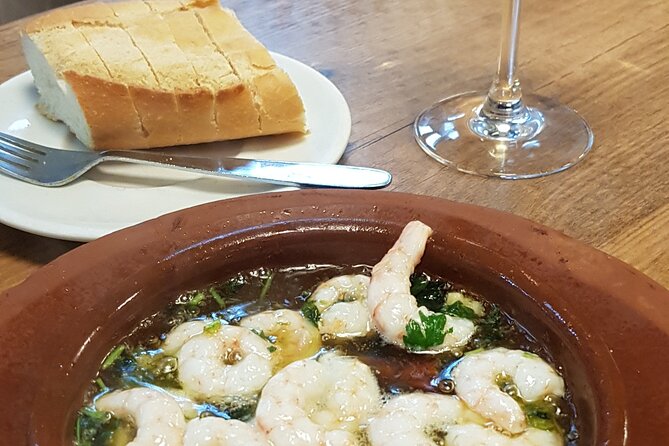 Madrid History Food Tour: Tapas & Drinks Tasting - Logistics: Meeting Point and Group Size