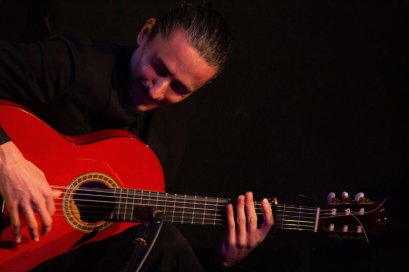 Madrid: La Cueva de Lola Flamenco Show Tickets with Drink - What Makes La Cueva de Lola Different