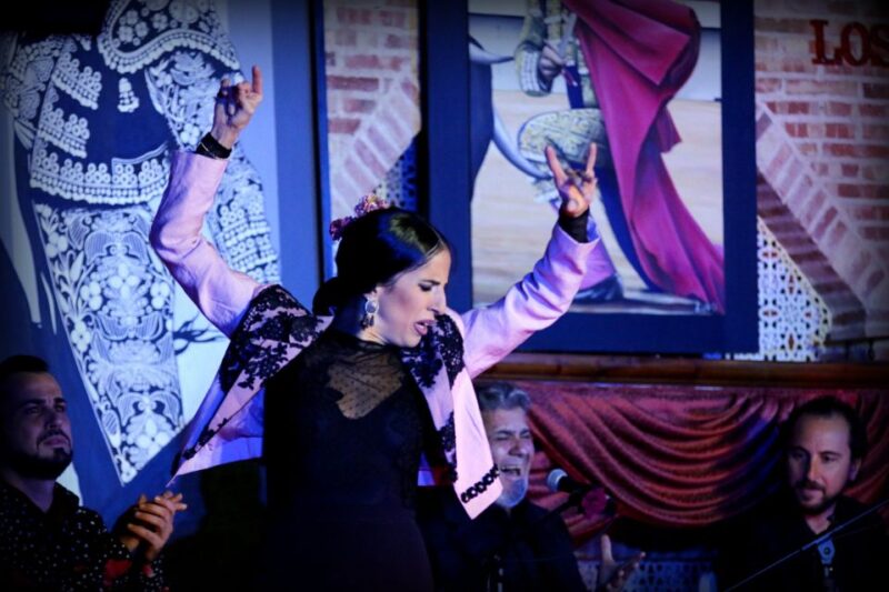 Madrid: Los Porches Flamenco Show with Tapas and Wine Ticket - Live Flamenco Artists: Dance, Singing, and Music in Action