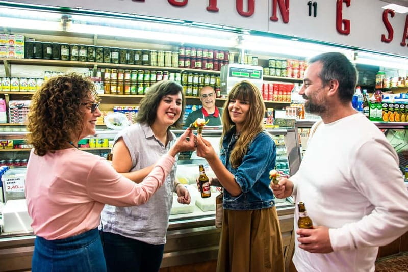 Madrid: Malasaña Market Food Tour with Churros & Tapas - Logistics and Group Size for a Personalized Experience