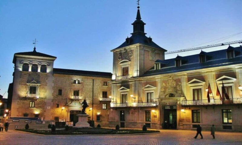 Madrid Mysteries and Legends Tour in ITALIAN - Key Points