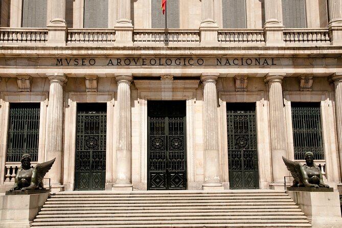 Madrid National Archaeological Museum with Audio Tour - How the Self-Guided Audio Tour Works