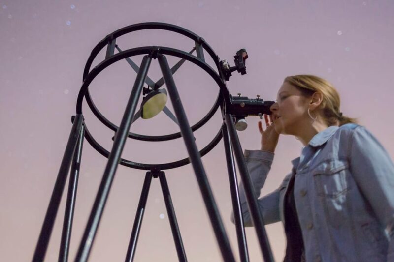 Madrid: Night sky observation with an expert astronomer - Observing with a 30 cm Aperture Telescope