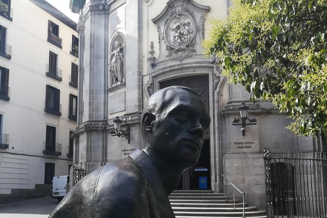 Madrid Old Town Walking Tour with Small Group - From the Old Town to the Royal Palace