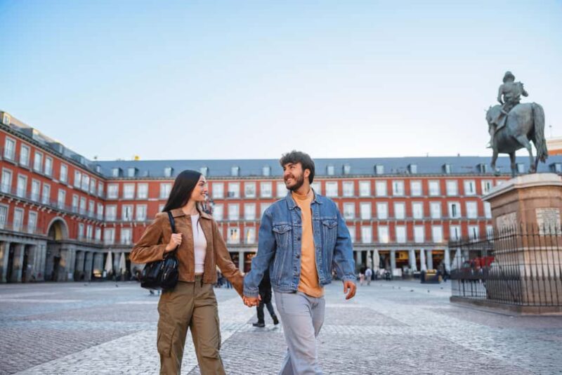 Madrid: Plaza Mayor & Royal Palace Photoshoot - Discover Madrid Through a Professional Photoshoot at Iconic Landmarks