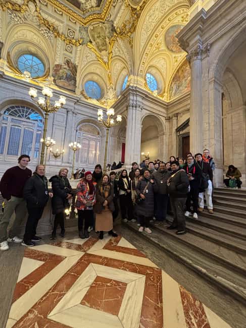 Madrid: Prado Museum and the Royal Palace Guided Tour - The Role of Guides: Passionate, Knowledgeable, and Entertaining