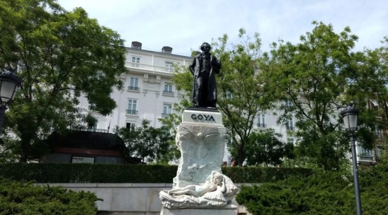 Madrid: Prado Museum Guided Tour with Ticket - Discover the Masterpieces by Velázquez and Goya