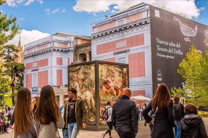 Madrid: Prado Museum Skip-the-line Guided Tour - The Guides: Knowledgeable and Engaging