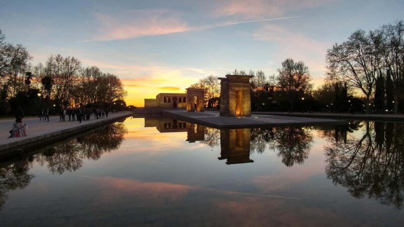 Madrid: Private City Panoramic Tour with Pickup - Discovering Madrid’s Cultural Districts and Neighborhoods