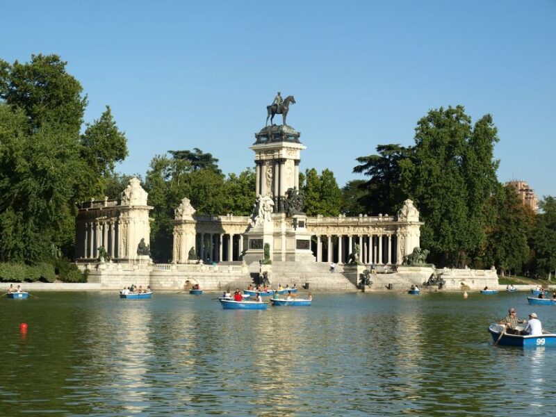 Madrid: Private Guided Tour with Prado Museum and Tapas - Visiting the Prado Museum: Masterpieces and Artistic Highlights