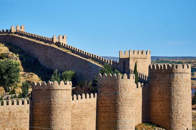 Madrid: Private Half-Day Trip to Ávila with Local Guide - Discover Ávila on a Private Half-Day Trip from Madrid for Up to 4 People
