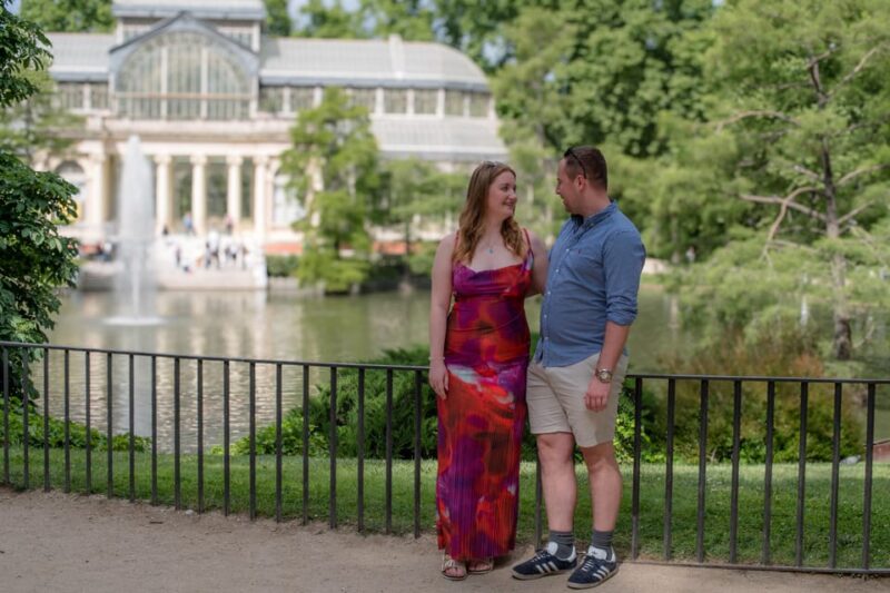 Madrid: Private Photoshoot at the Retiro Park - Key Points