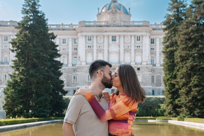 Madrid Private Photoshoot - Explore Madrid’s Iconic Landmarks with Your Photographer