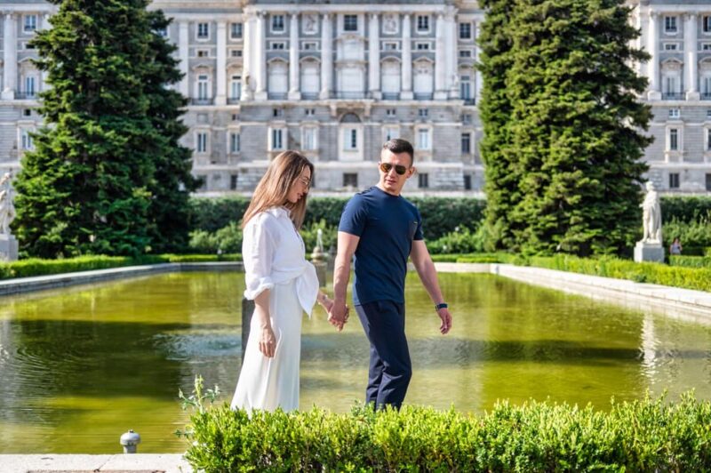 Madrid: Private Photoshoot with a Professional Photographer - What to Bring and Prepare for Your Photoshoot