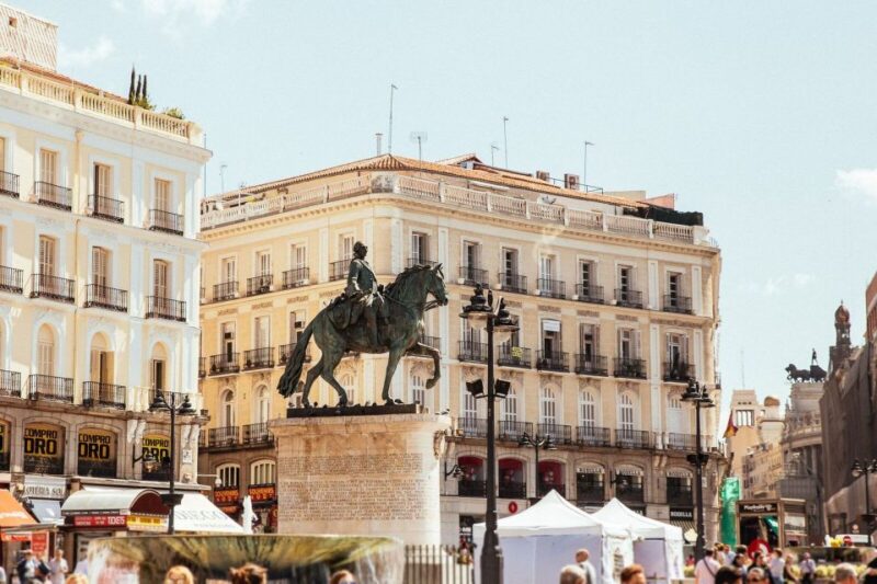 Madrid: Private Tour w/ Locals  Highlights and Hidden Gems - Exploring Madrid’s Iconic Landmarks with a Local Expert