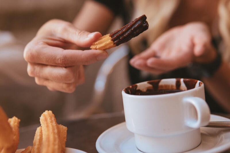 Madrid: Private Walking Tour & Photo Shoot - Discover Madrid’s Iconic Landmarks Through a Lens