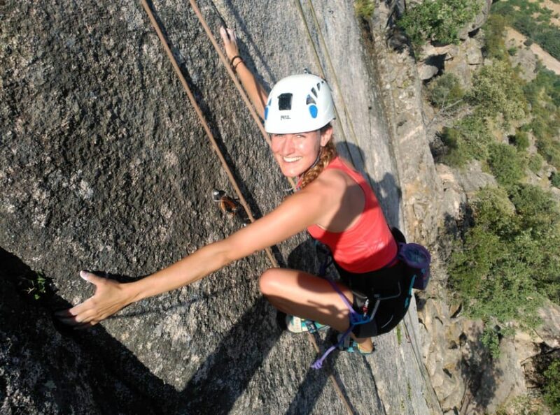 Madrid: Rock Climbing in Pedriza National Park & Transport - How the Tour Combines Transport and Guided Climbing