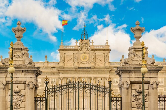 Madrid: Royal Palace Expert Guided Tour with Optional Tapas - Common Praise and Notable Criticisms