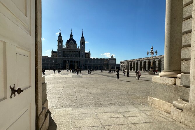 Madrid Royal Palace Private Guided Tour - Practical Aspects and Booking Details