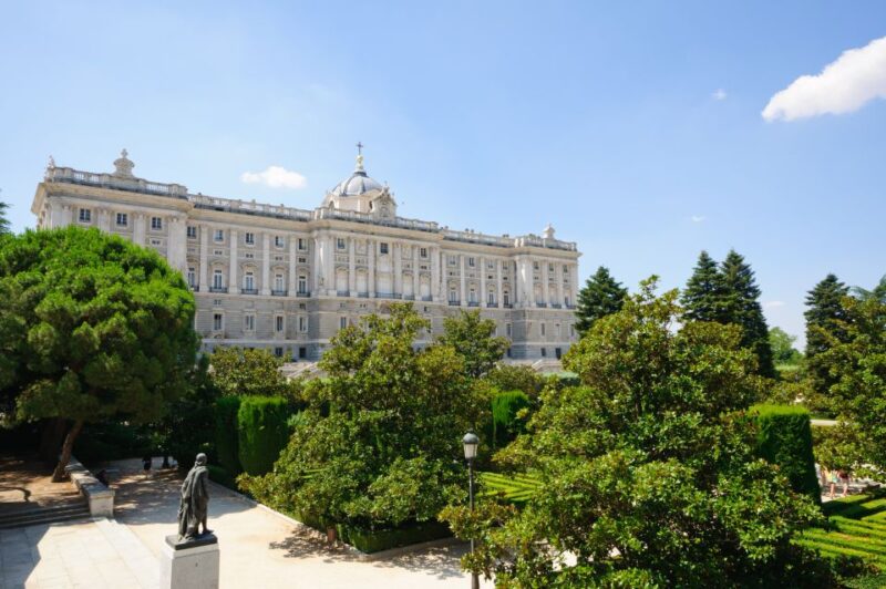 Madrid: Royal Palace Private Tour with Tickets - Personalized Service and Multilingual Guides