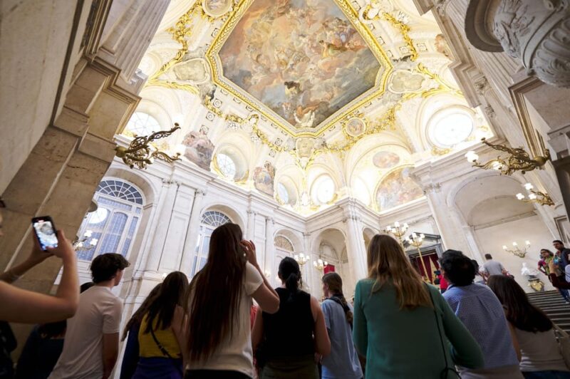 Madrid: Royal Palace Tour, Flamenco Show, & Tapas with Drink - Comparing this Tour to Similar Experiences