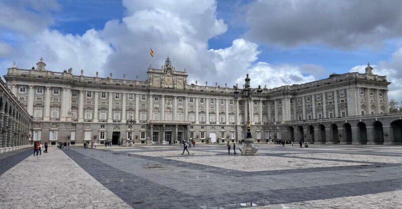 Madrid: Royal Palace tour - semi private or private - Explore Madrid’s Royal Palace with Expert Guidance and Skip-the-Line Access