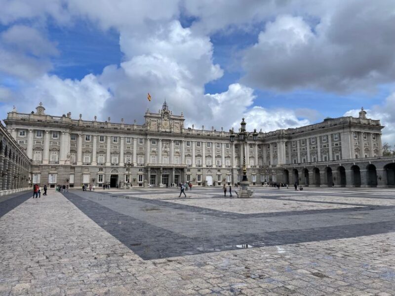 Madrid: Royal Palace tour - semi private or private - What’s Included in the Tour