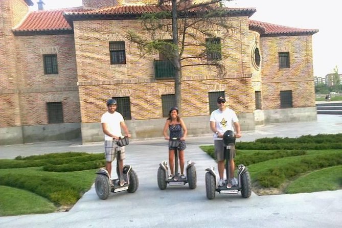 Madrid Segway: 2h Casa Campo Off Road Tour - The Guides and Their Role in the Experience