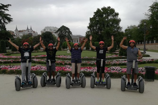 Madrid Segway Private Tour in Retiro Park - Guide Expertise and Tour Atmosphere