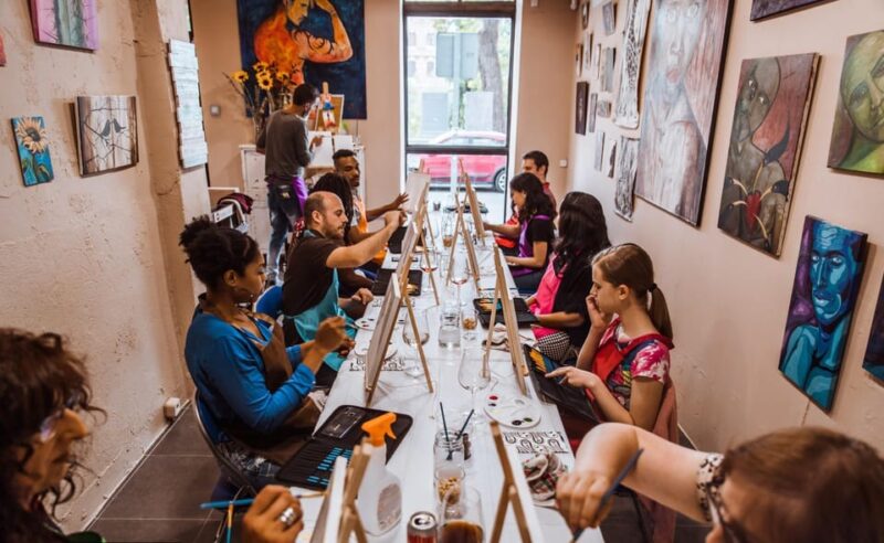 Madrid: Sip&Paint Workshop - Guided Painting with a Local Spanish Artist