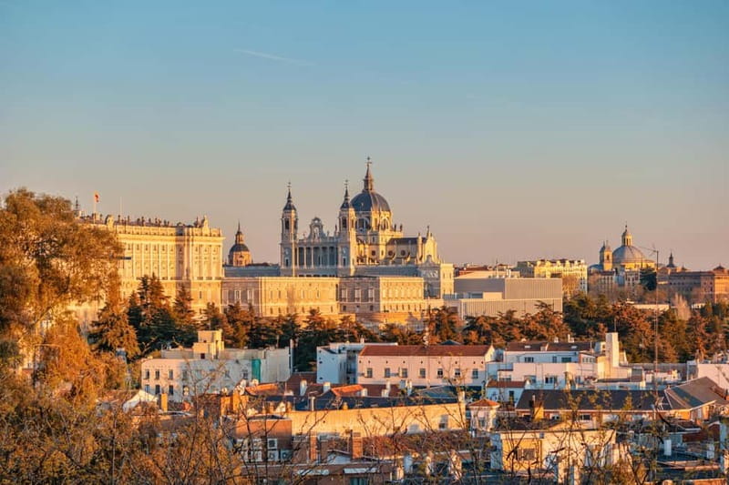 Madrid: Small-group historical walking tour - Final Destination at the Royal Palace of Madrid