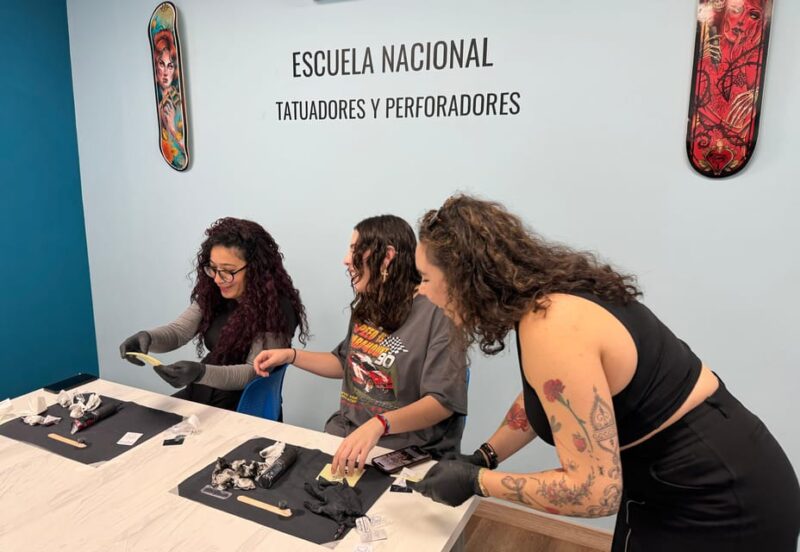Madrid: Tattoo Workshop - The Hands-On Tattooing on Synthetic Leather