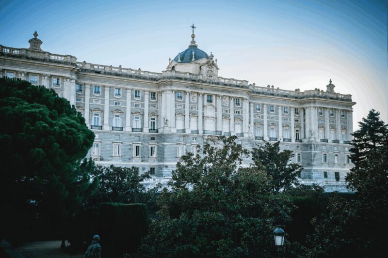 Madrid: The Royal Palace Skip-the-line Guided Tour - The Interior Highlights: Palace Rooms and Artworks