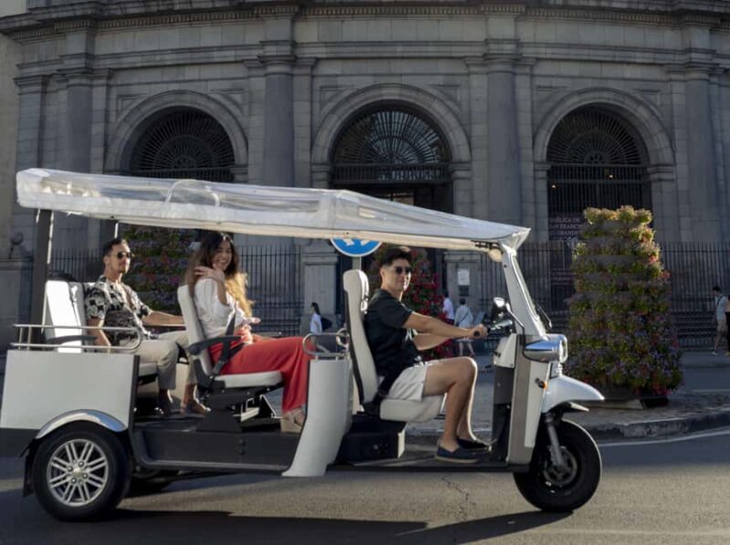 Madrid: The Signature Tuk Tuk Ride by Privé Experiences - Viewpoints and Photo Opportunities in Madrid