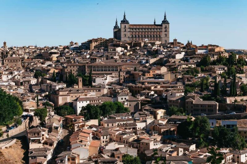 Madrid: Toledo & Segovia Tour w/Cathedral, Alcazar + Lunch - Pacing, Accessibility, and Group Size