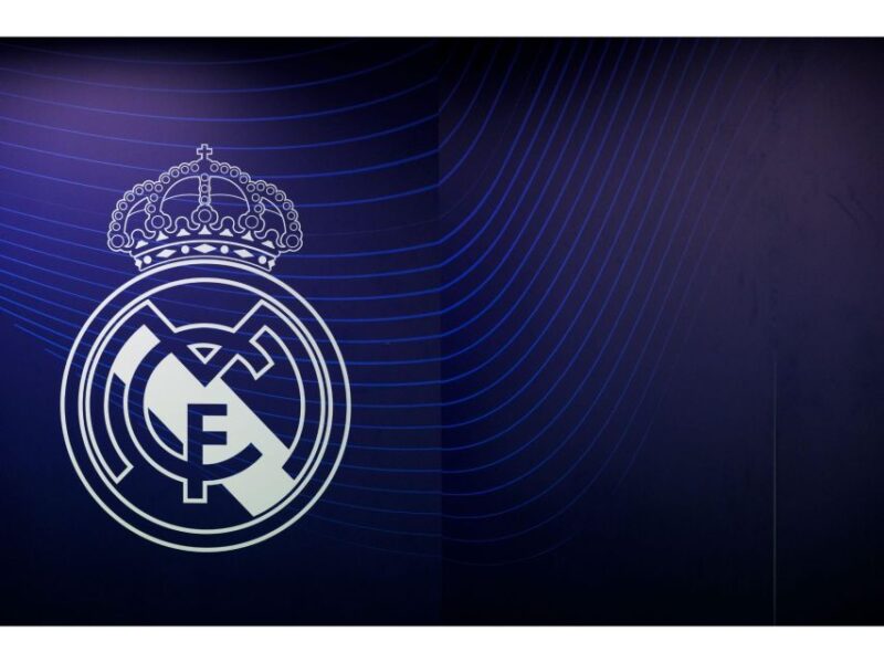Madrid: Tour Bernabéu Entry Ticket - Explore the Iconic Santiago Bernabéu Stadium for $40
