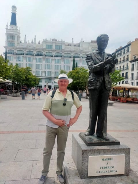 Madrid; Tour. Full Day City Walking Tour - Practical Details: Logistics and Group Comfort