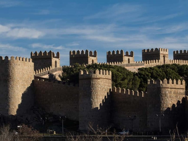 Madrid: Tour in Avila & Salamanca - Exploring the Historic Walls of Avila