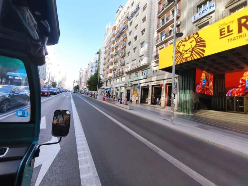 Madrid: Tour with Tuk Tuk Zero: The Best of Madrid in 2h 15min - Practicalities and Accessibility of the Tour