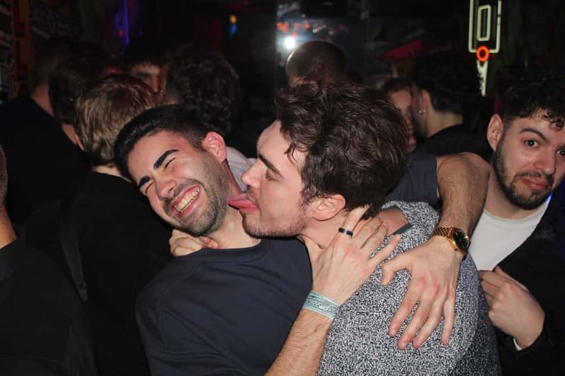 Madrid VIP Pub Crawl Open Bar Beer Say Goodbye to Ordinary! - What’s Included and What’s Not