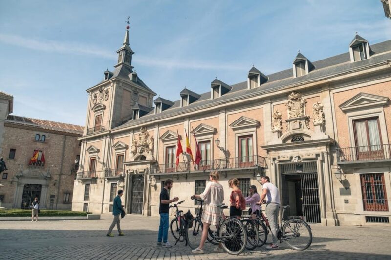 Madrid: Virtual Reality E-Bike Tour - How the Virtual Reality Enhances the Experience