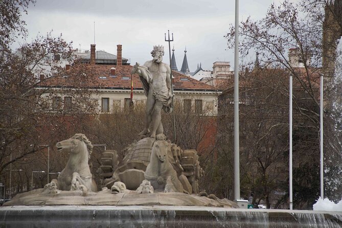 Madrid Walking Private Tour with Royal Palace & Prado Museum - Visit the Royal Palace of Madrid’s Historic Rooms