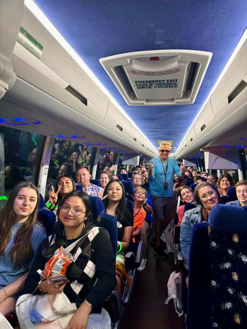 Magic LED Monuments Night Tour- Free snacks, LED Bracelets - The Guided Experience with Certified Guides and AI