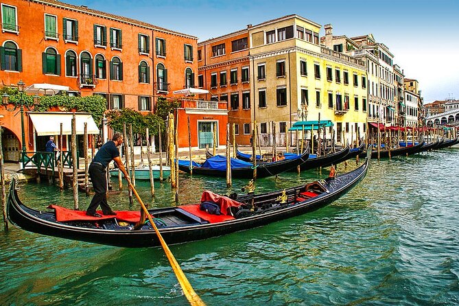 Magical Gondola Journey: Explore Venice's Grand Canal in Style! - Meeting Point and Practical Details