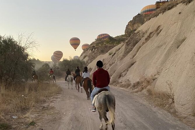 Magical horse ride with balloon in Cappadocia - The Hot Air Balloon Connection in the Sunrise Ride