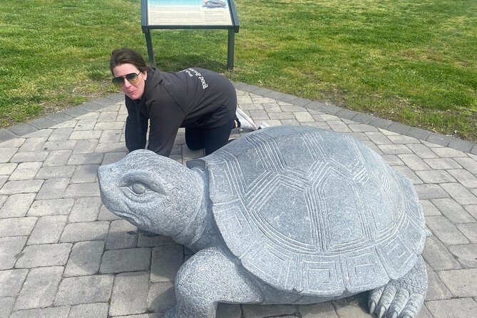 Magical Montreal Scavenger Hunt - Discover Hidden Gems and Local Secrets