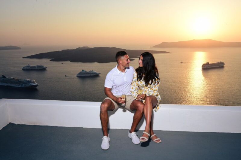 Magical Proposal Photoshoot in Santorini - Logistics and Meeting Details