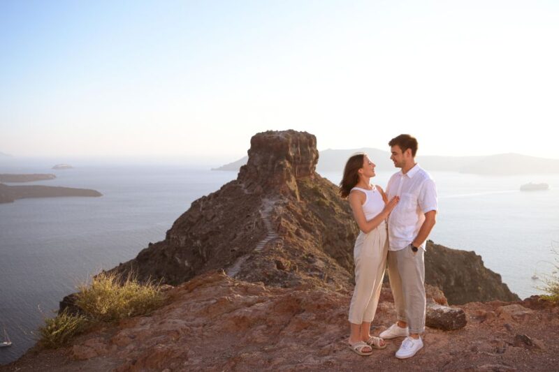 Magical Proposal Photoshoot in Santorini - Who Will Love This Experience?