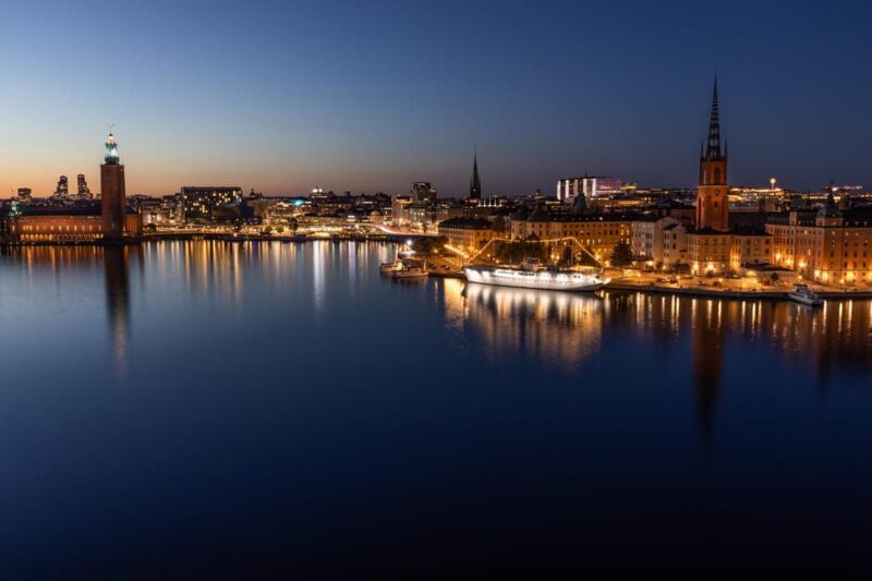 Magical ''Stockholm by Night'' Photo Walk - Starting Point at Stockholm’s Stadsmuseet in Slussen
